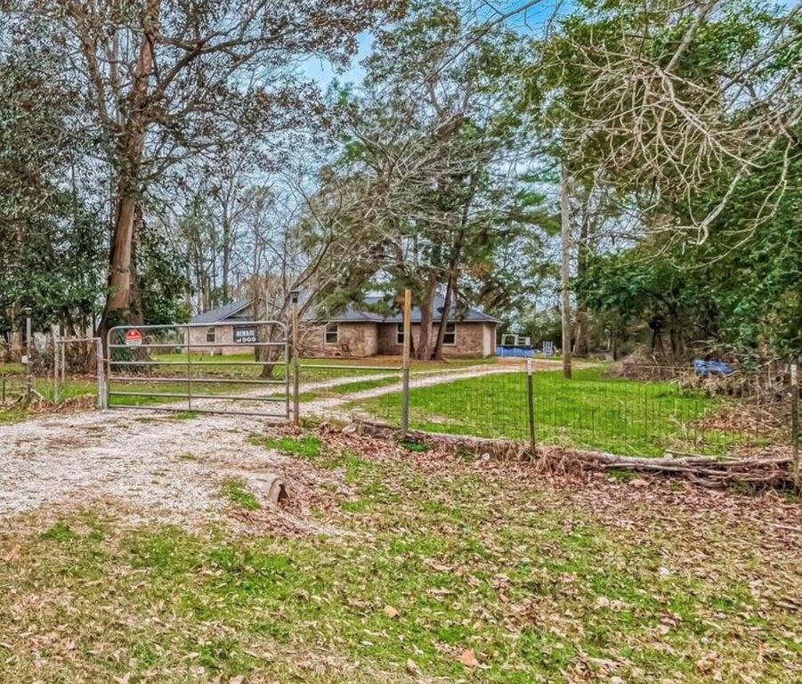 643 County Rd 3706a Drive, Splendora, TX 77372