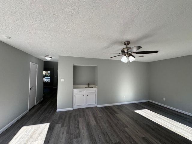 3215 Falling Brook Drive, Kingwood, TX 77345