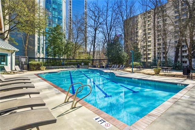 2870 Pharr Court South NW 2001, Atlanta, GA 30305