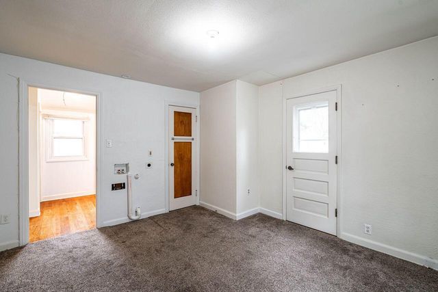 3535 S Pine AVENUE, Milwaukee, WI 53207
