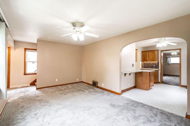 3535 S Pine AVENUE, Milwaukee, WI 53207