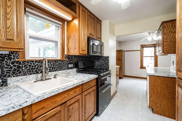 3535 S Pine AVENUE, Milwaukee, WI 53207