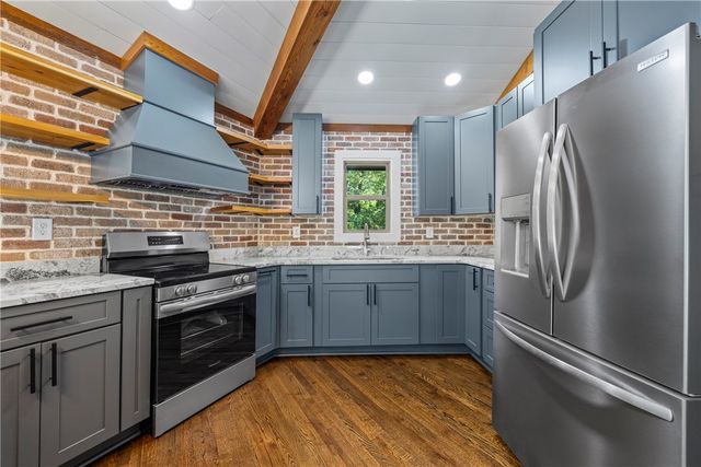 484 Mountain Stream Lane, Lakemont, SC 30552