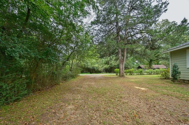 209 Ridge Ave, Mena, AR 71953