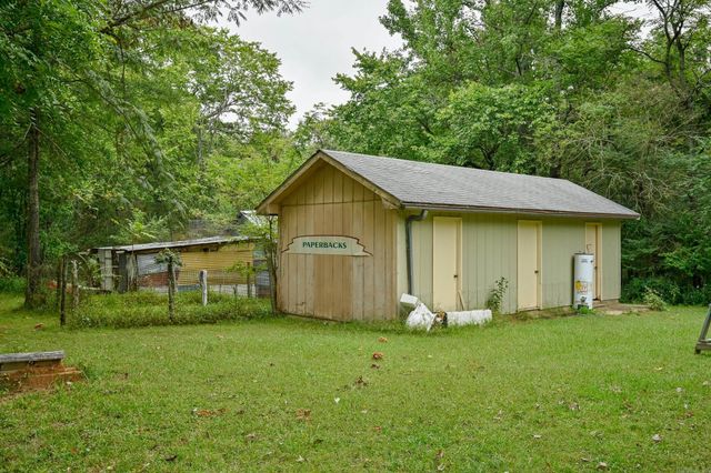 209 Ridge Ave, Mena, AR 71953
