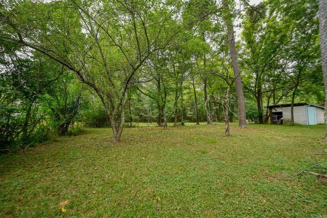 209 Ridge Ave, Mena, AR 71953