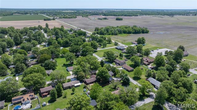 5 Magnolia Drive, Moro, IL 62067