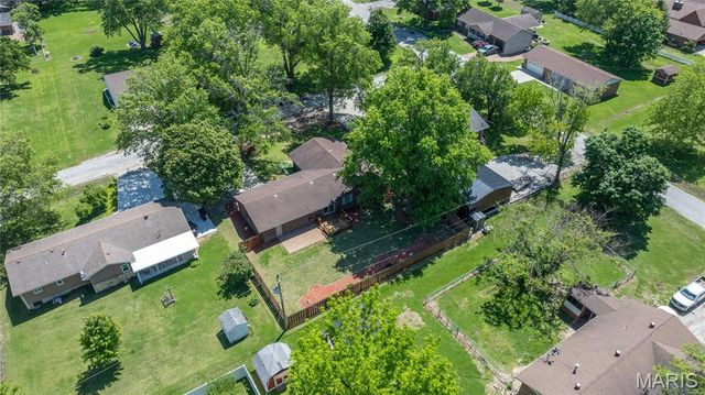 5 Magnolia Drive, Moro, IL 62067
