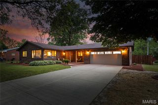 5 Magnolia Drive, Moro, IL 62067