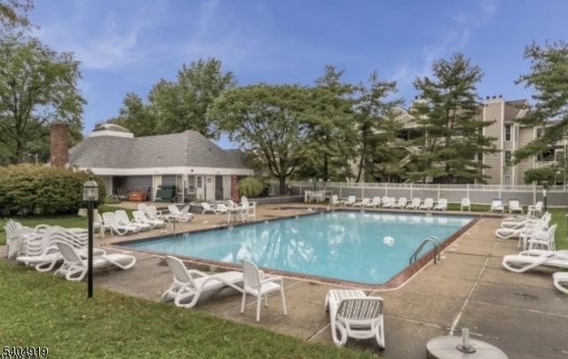 201 Broadmoor-3 3, Union Twp., NJ 07083