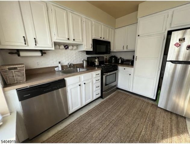 201 Broadmoor-3 3, Union Twp., NJ 07083