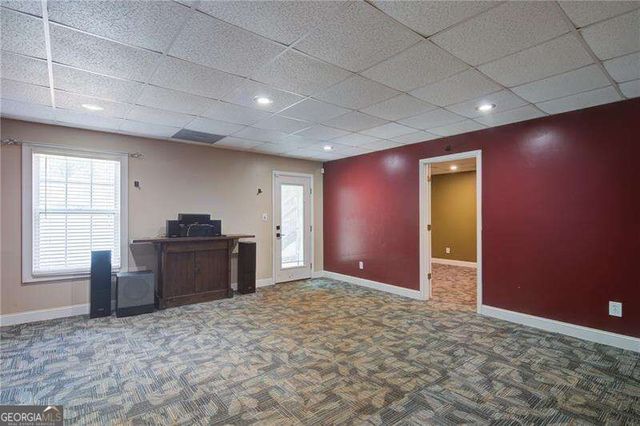 4267 Rivuere Point, Gainesville, GA 30507
