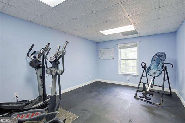 4267 Rivuere Point, Gainesville, GA 30507