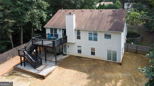 4267 Rivuere Point, Gainesville, GA 30507