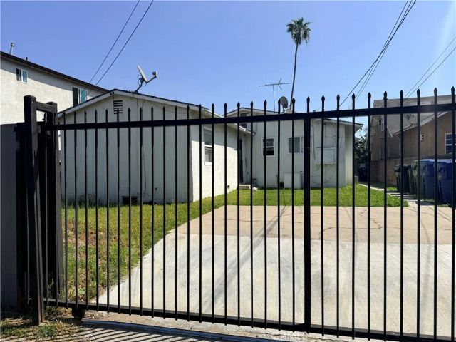 4161 Dorsey, Los Angeles, CA 90011