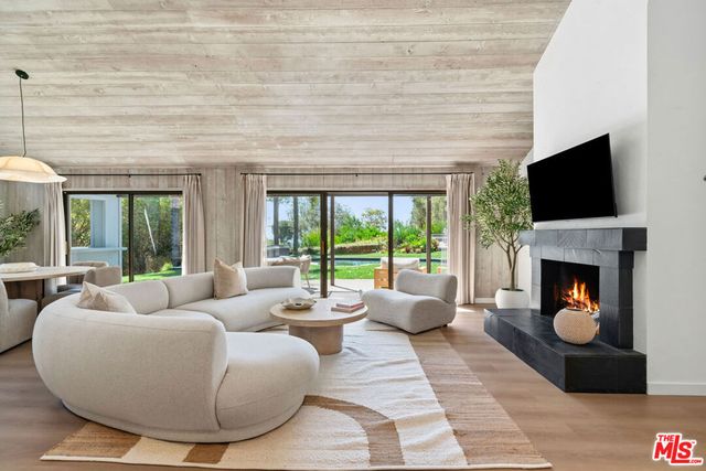 28036 Sea Lane Drive, Malibu, CA 90265