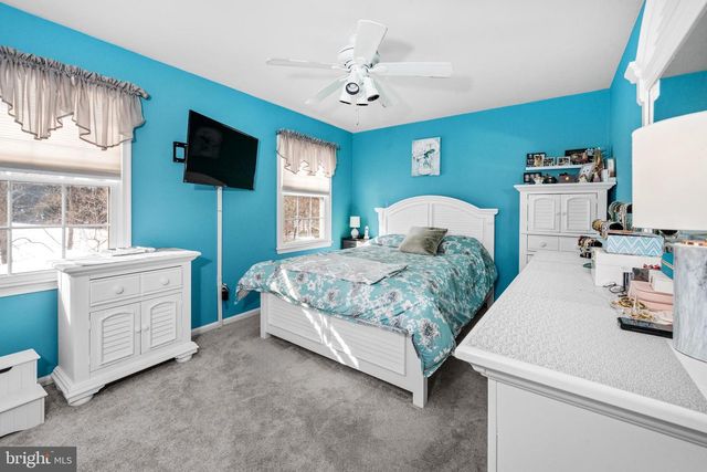 703 SWEETLEAF DR, Wilmington, DE 19808