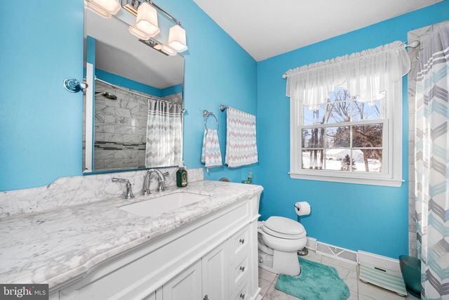 703 SWEETLEAF DR, Wilmington, DE 19808