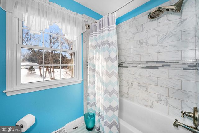 703 SWEETLEAF DR, Wilmington, DE 19808