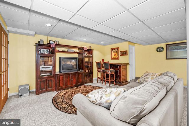 703 SWEETLEAF DR, Wilmington, DE 19808