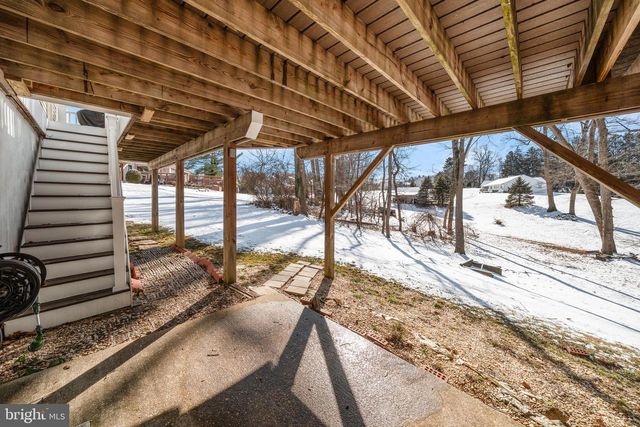 703 SWEETLEAF DR, Wilmington, DE 19808