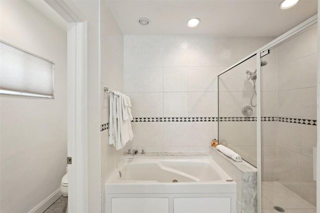 55 N WASHINGTON DRIVE, Sarasota, FL 34236