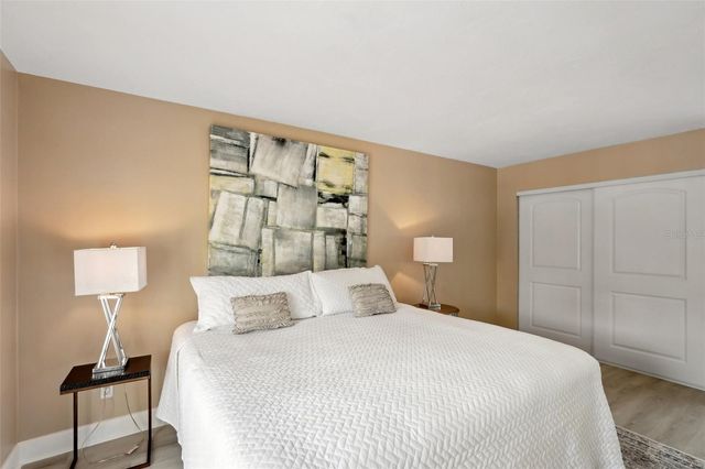 55 N WASHINGTON DRIVE, Sarasota, FL 34236