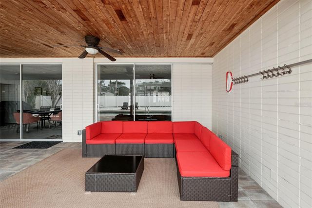 55 N WASHINGTON DRIVE, Sarasota, FL 34236