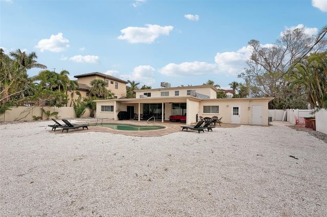 55 N WASHINGTON DRIVE, Sarasota, FL 34236