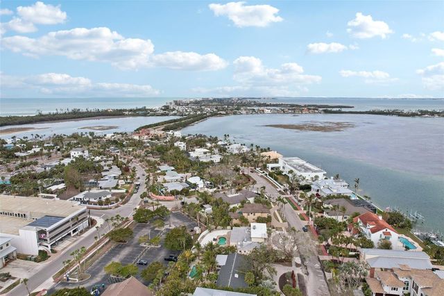 55 N WASHINGTON DRIVE, Sarasota, FL 34236