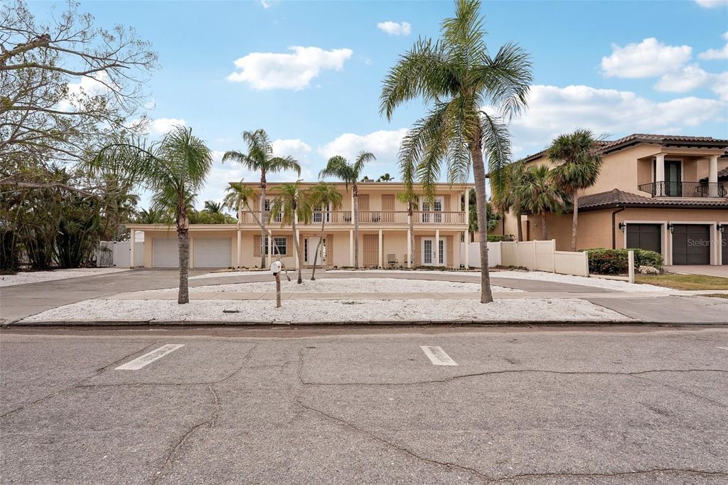 55 N WASHINGTON DRIVE, Sarasota, FL 34236