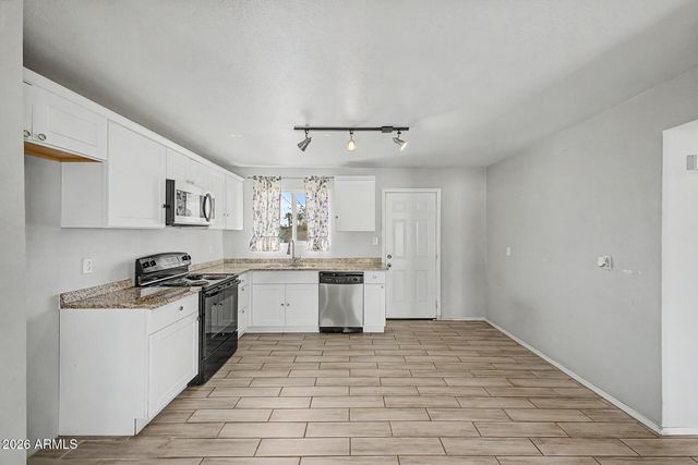 13212 N 31ST Avenue, Phoenix, AZ 85029