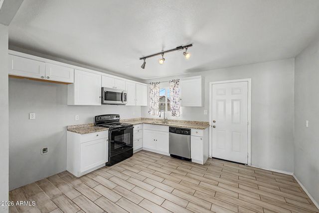 13212 N 31ST Avenue, Phoenix, AZ 85029