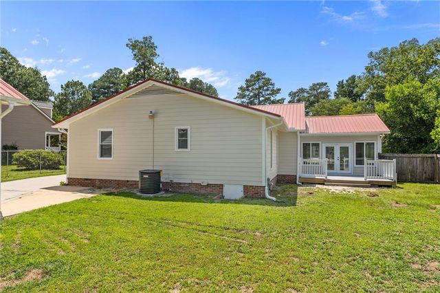 2105 Careygate Court, Fayetteville, NC 28304