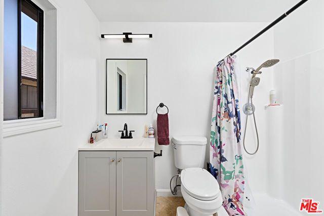 822 Victor Avenue 20, Inglewood, CA 90302