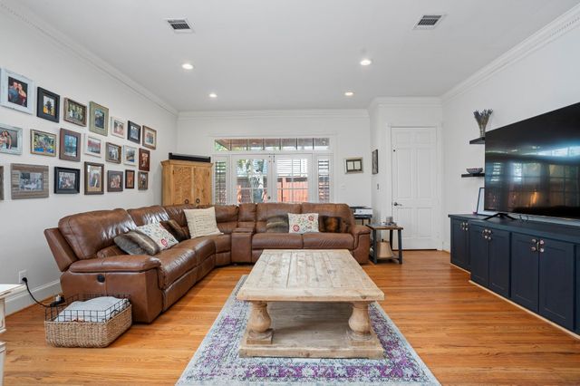 1211 Nantucket Drive C, Houston, TX 77057