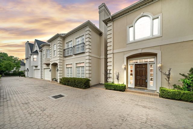 1211 Nantucket Drive C, Houston, TX 77057