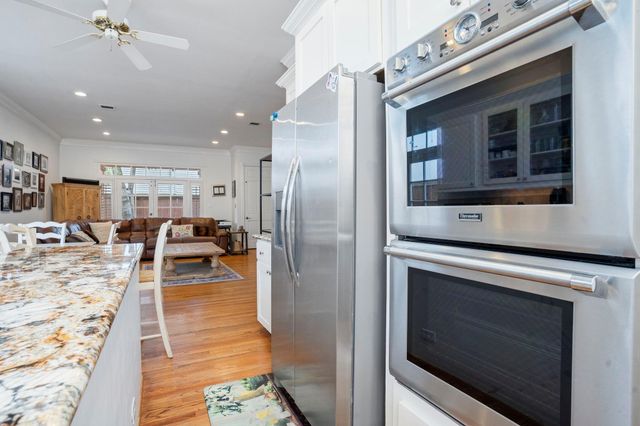 1211 Nantucket Drive C, Houston, TX 77057