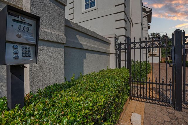 1211 Nantucket Drive C, Houston, TX 77057