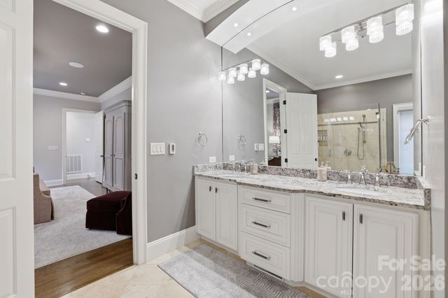 2021 Coniston Place, Charlotte, NC 28207