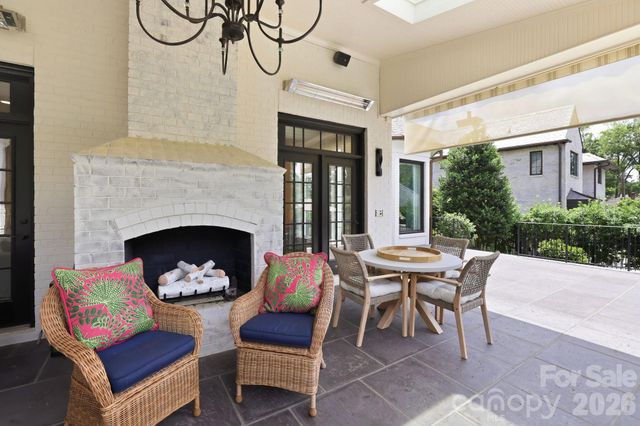 2021 Coniston Place, Charlotte, NC 28207