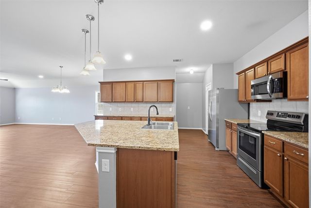 1011 Riverstone Trail, Princeton, TX 75407