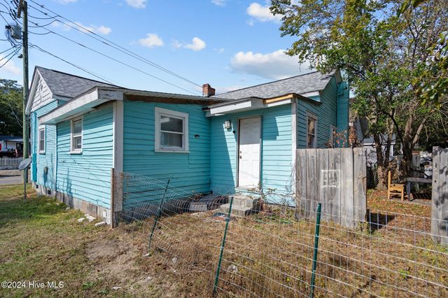 720 N 11th Street, Wilmington, NC 28401