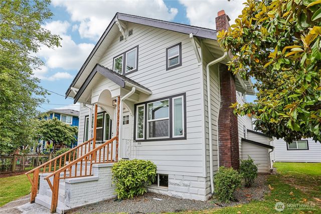 8609 55th Avenue S, Seattle, WA 98118