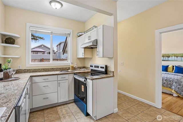 8609 55th Avenue S, Seattle, WA 98118