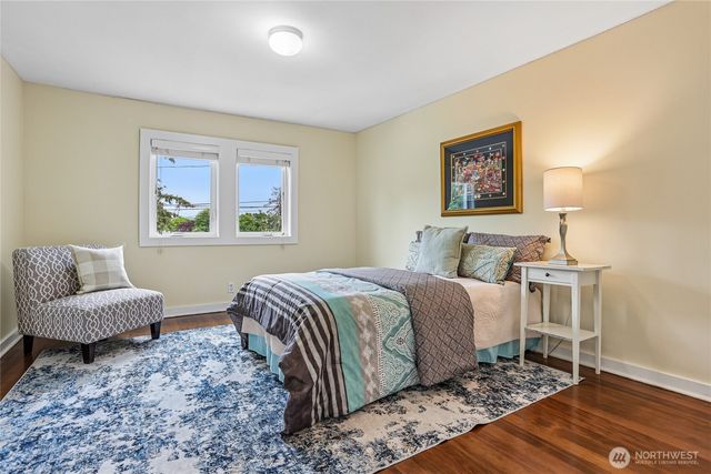 8609 55th Avenue S, Seattle, WA 98118