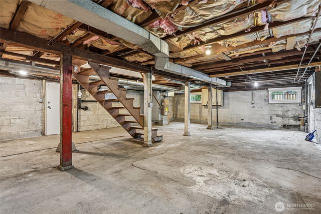 8609 55th Avenue S, Seattle, WA 98118