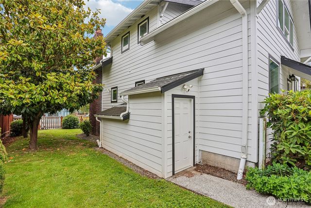 8609 55th Avenue S, Seattle, WA 98118