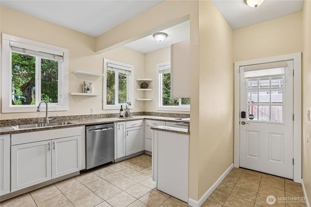8609 55th Avenue S, Seattle, WA 98118