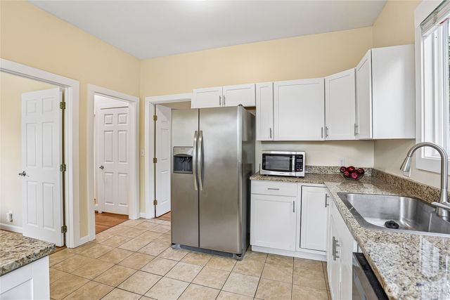 8609 55th Avenue S, Seattle, WA 98118